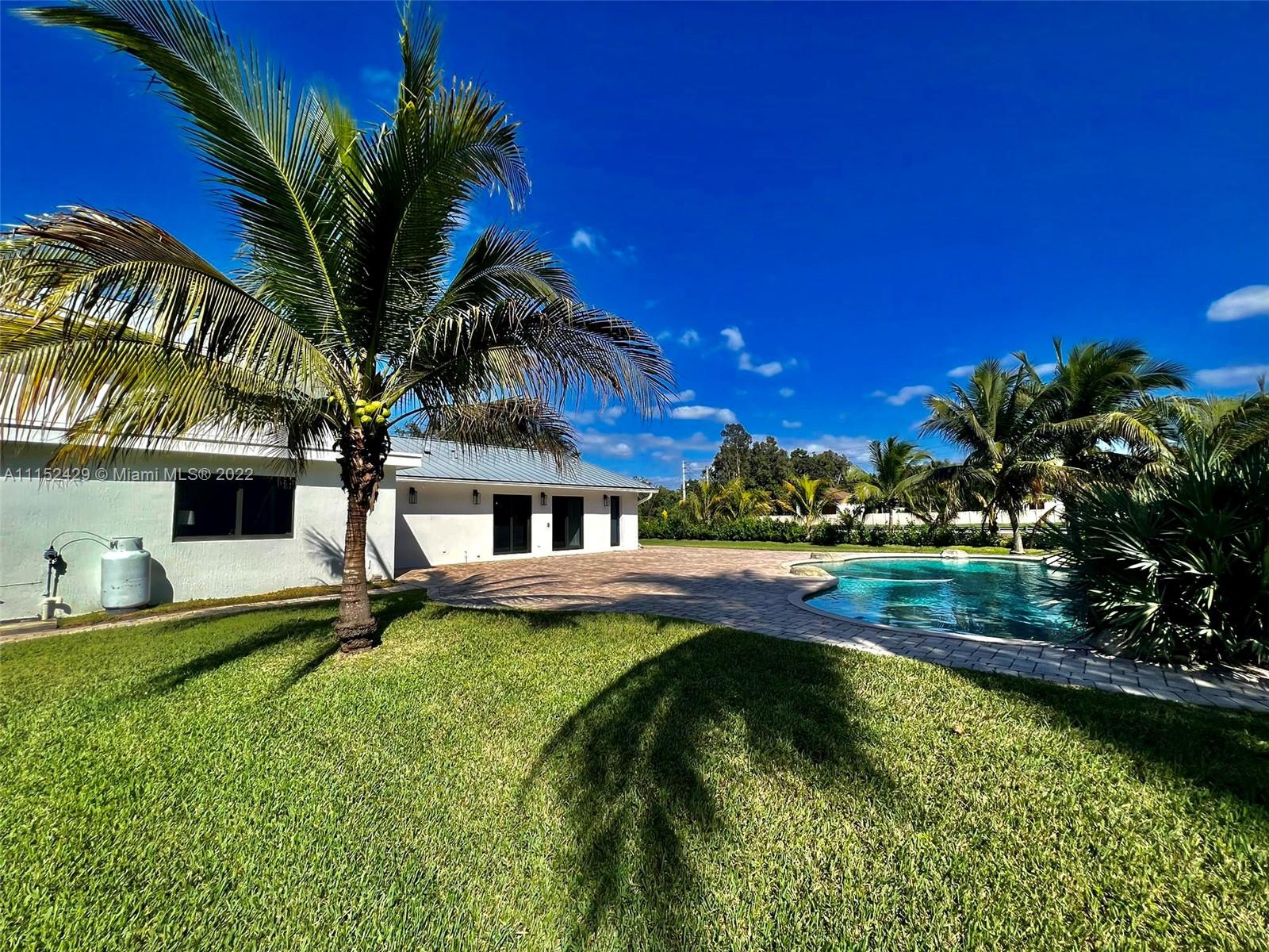 ROLLLING OAKS ESTATES - Residential