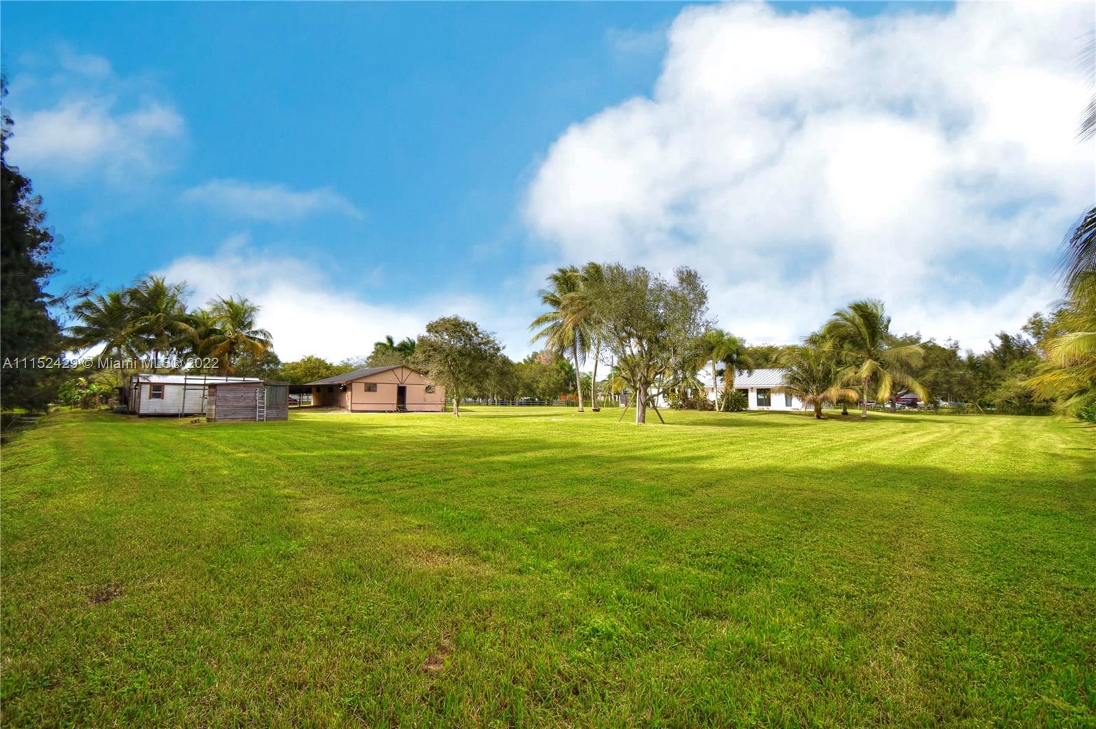 ROLLLING OAKS ESTATES - Residential