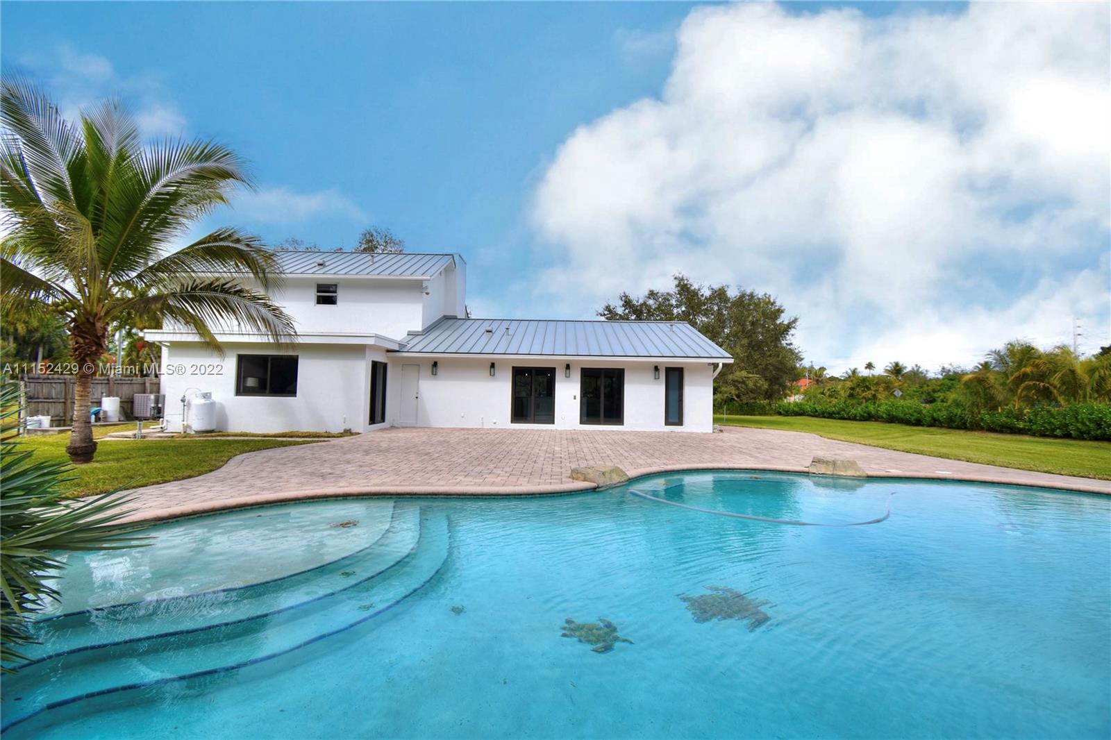 ROLLLING OAKS ESTATES - Residential