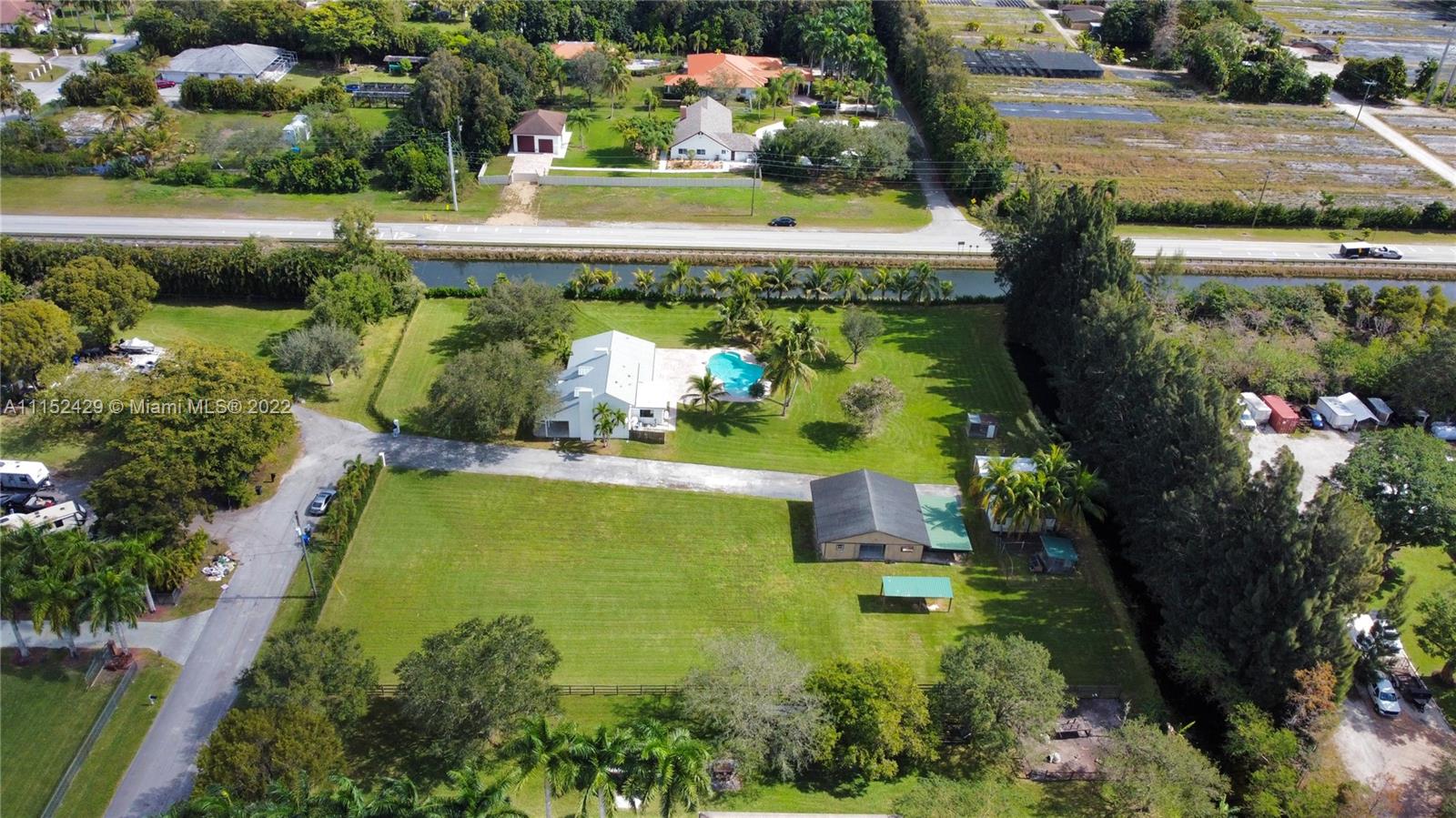 ROLLLING OAKS ESTATES - Residential