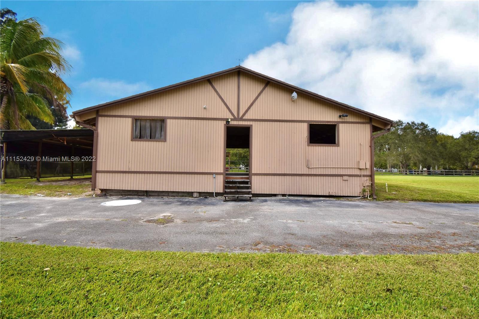 ROLLLING OAKS ESTATES - Residential