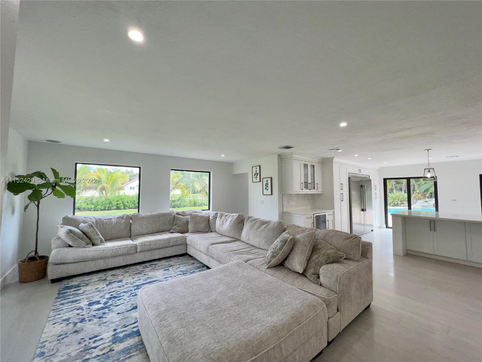 ROLLLING OAKS ESTATES - Residential