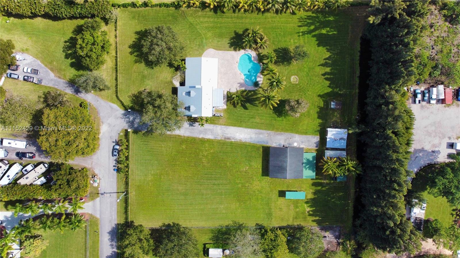 ROLLLING OAKS ESTATES - Residential