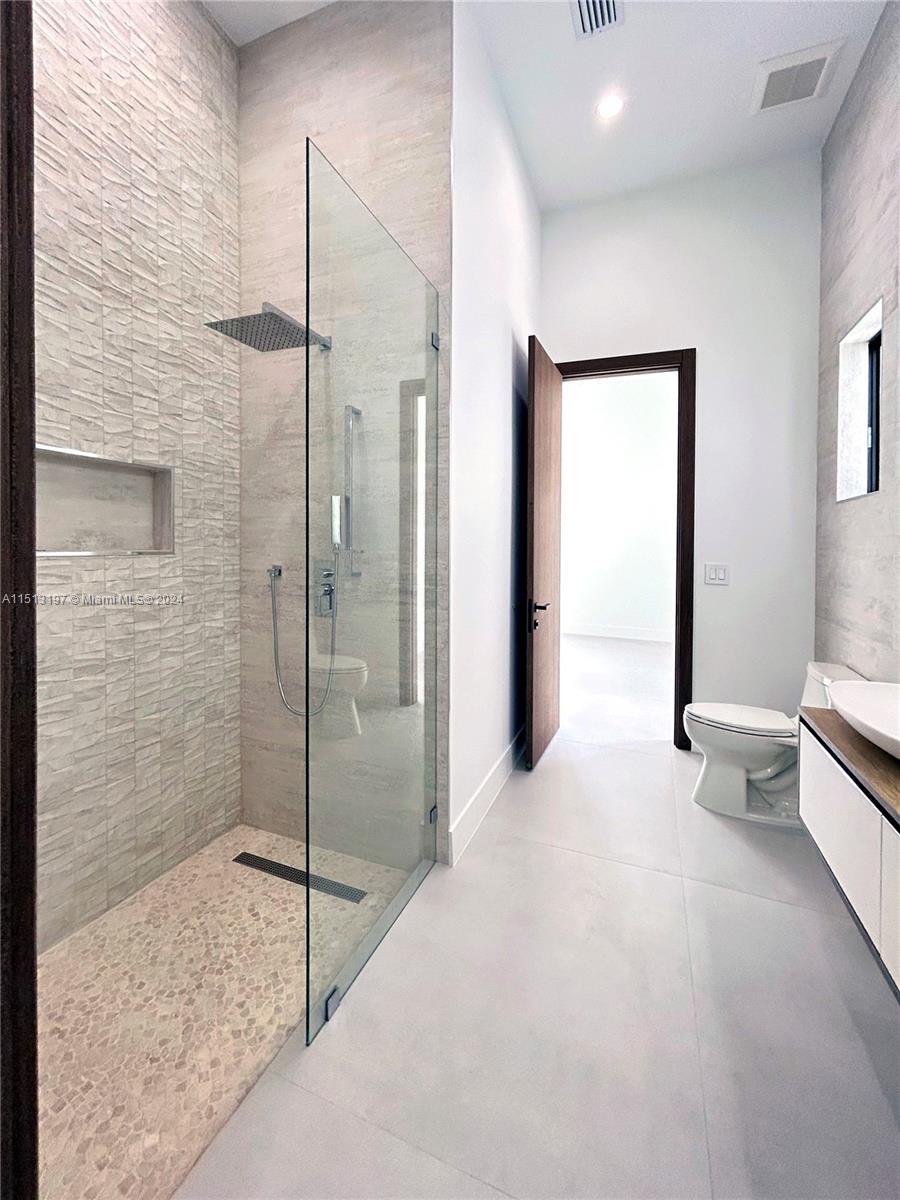 GLADEWIND ESTATES - Residential