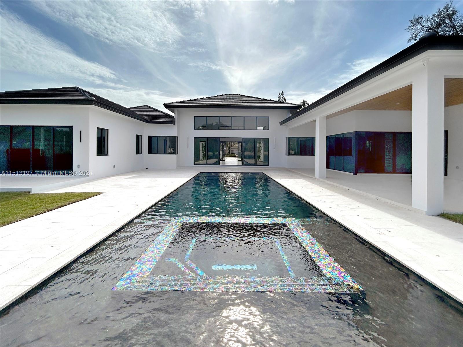 GLADEWIND ESTATES - Residential