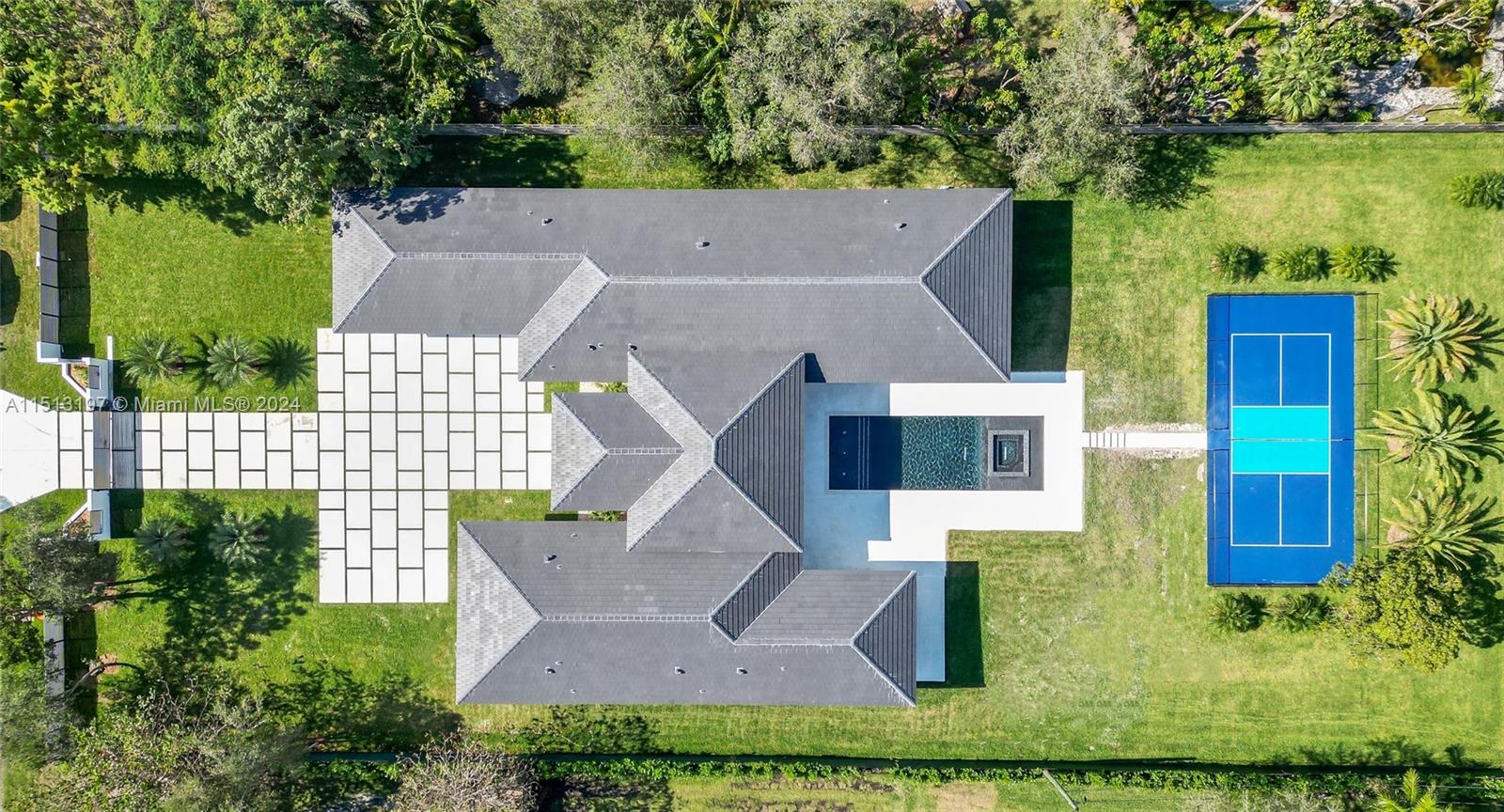 GLADEWIND ESTATES - Residential