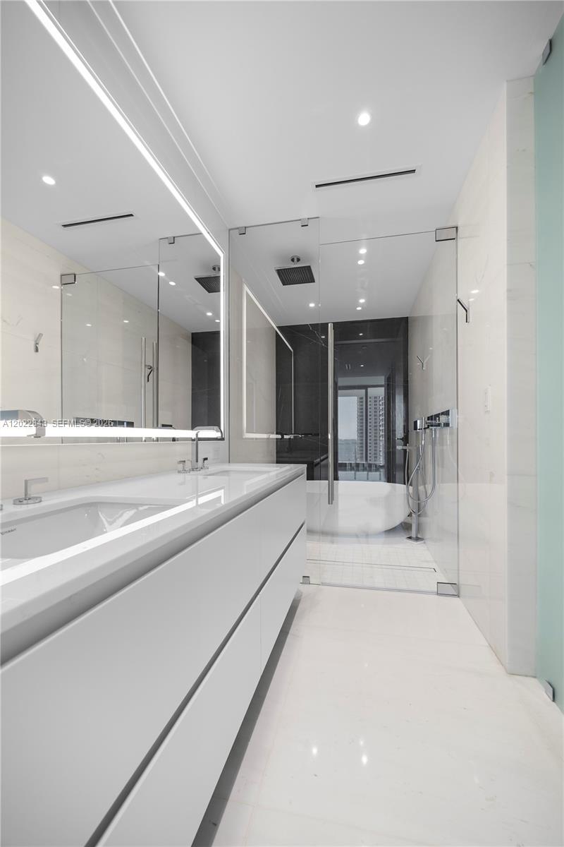 Aston Martin - Residential