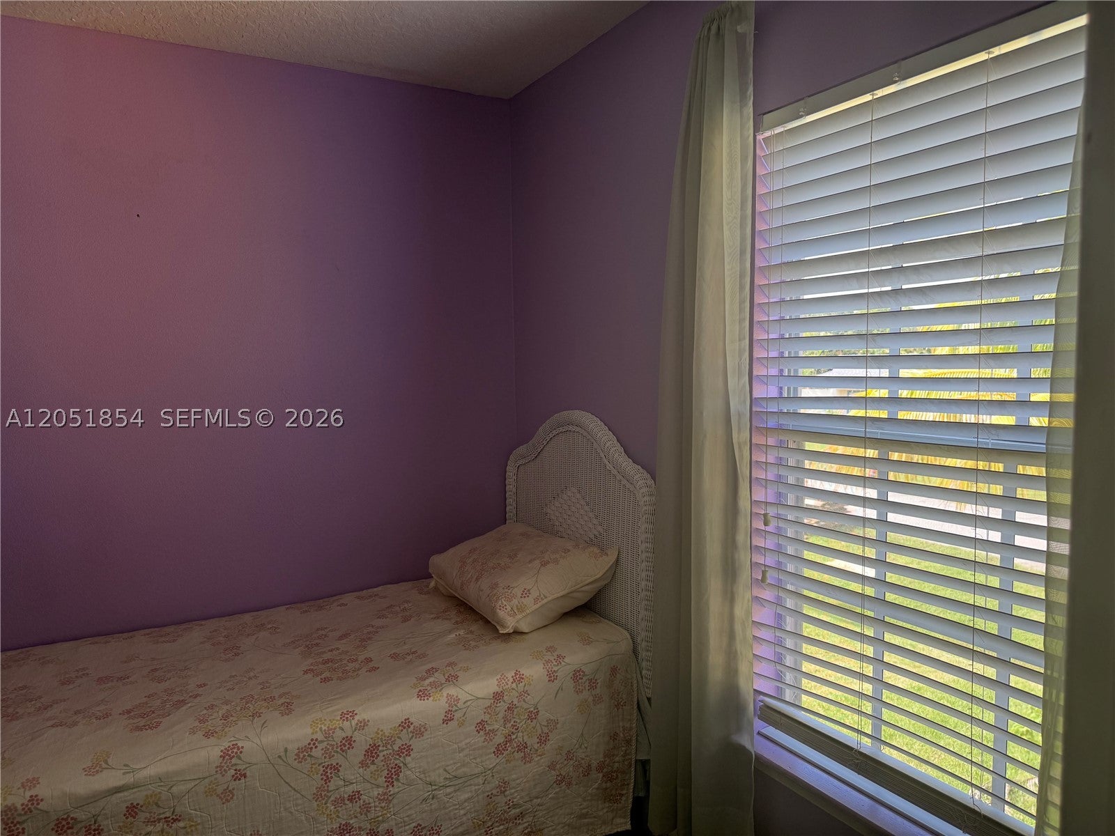 402 SE Crosspoint Dr
