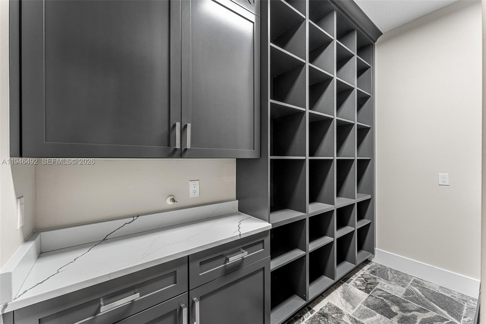 Indian River Plantation Es - Residential