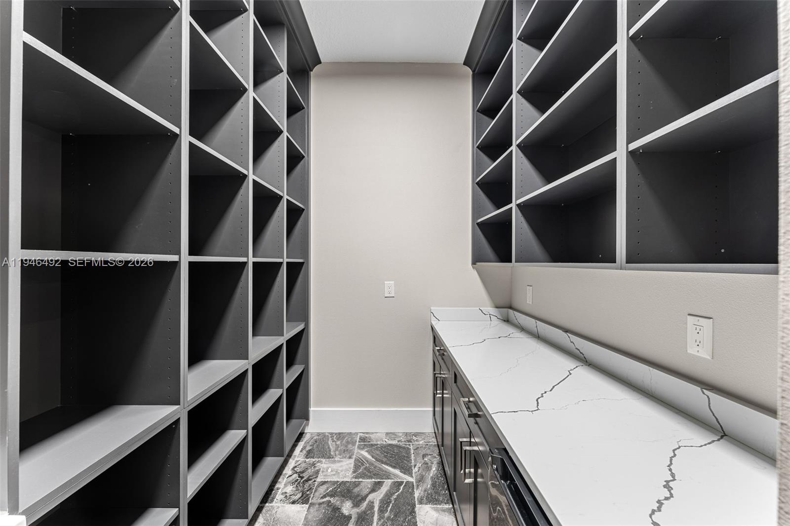 Indian River Plantation Es - Residential