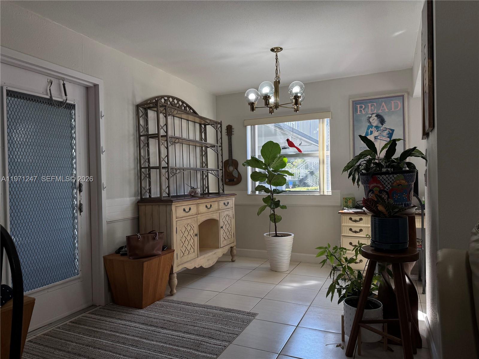 KINGS POINT SAXONY CONDOS - Residential