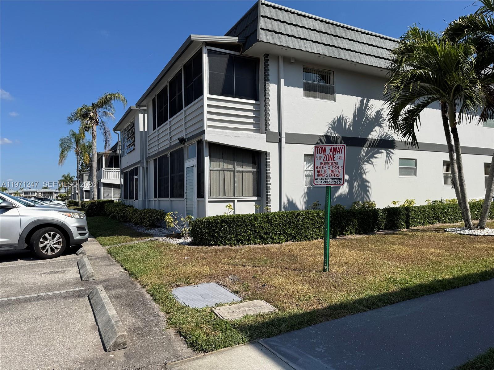 KINGS POINT SAXONY CONDOS - Residential