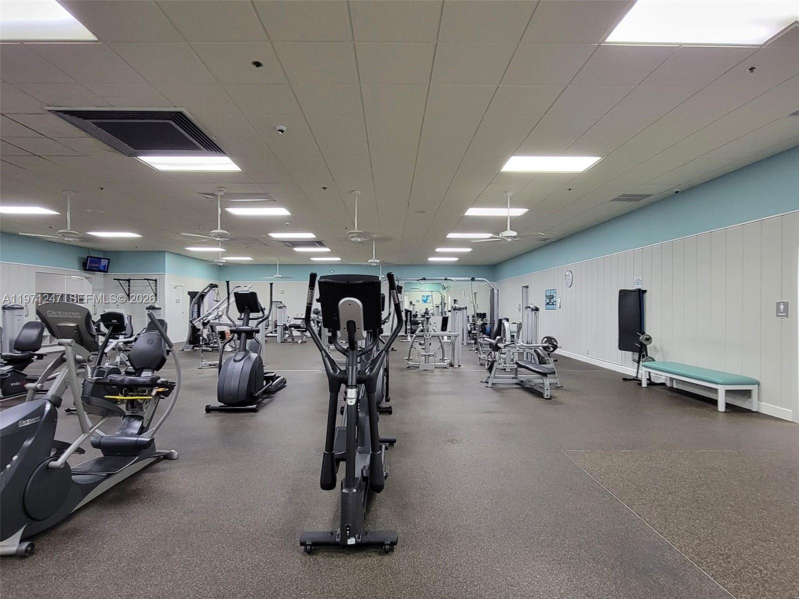 KINGS POINT SAXONY CONDOS - Residential