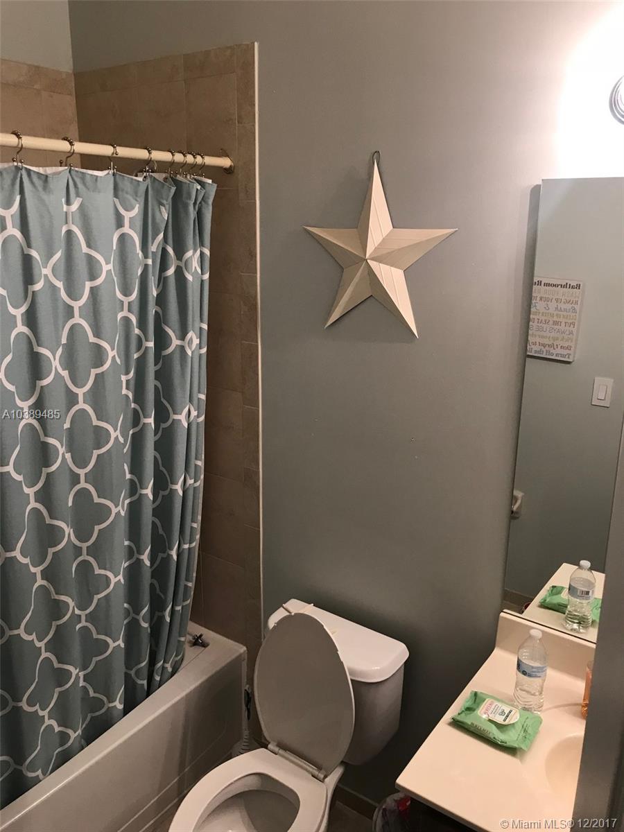 LAKES BY THE BAY GEE - Residential