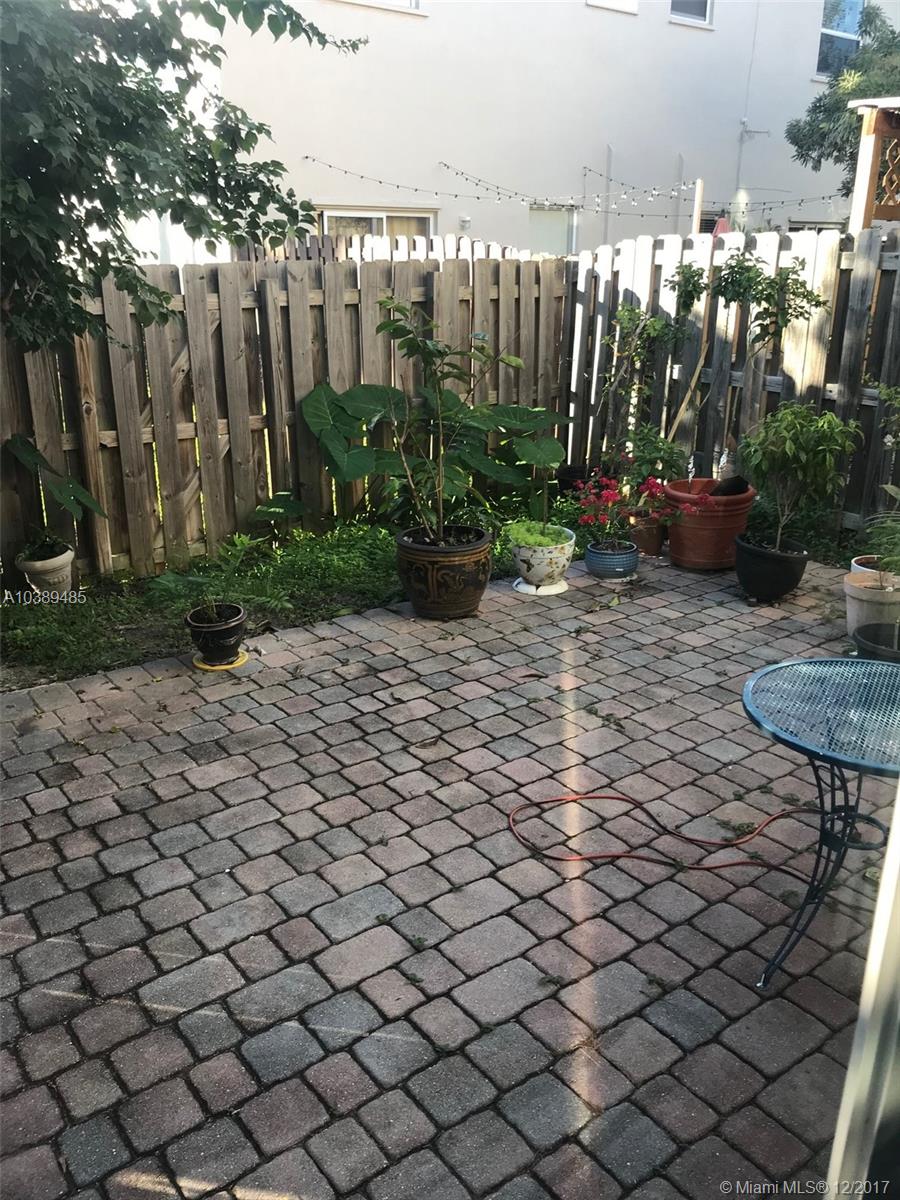 LAKES BY THE BAY GEE - Residential