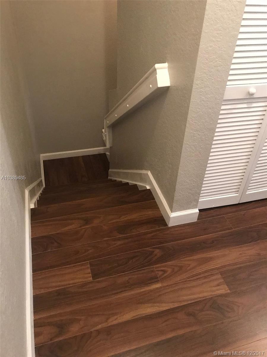 LAKES BY THE BAY GEE - Residential