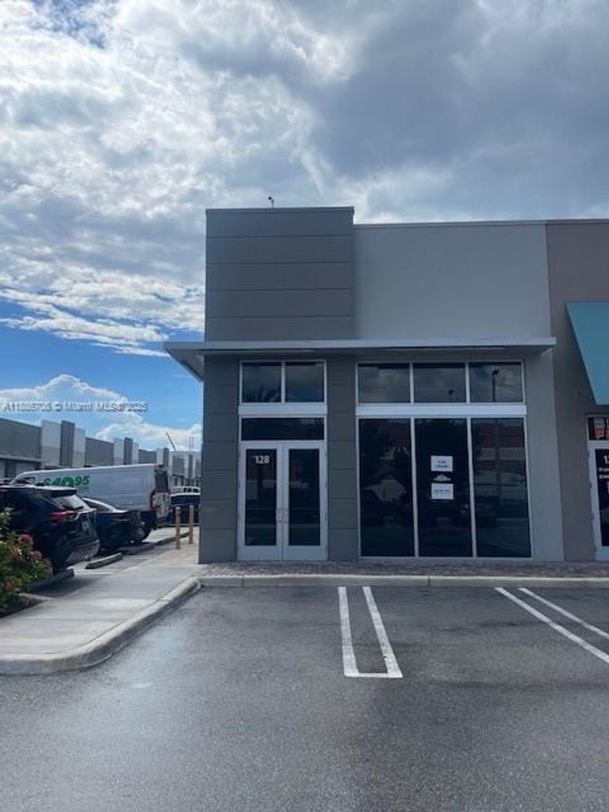 LOCATION,LOCATIO,LOCATION! GREAT CORNER RETAIL SPACE 628SF FRONTAGE SPACE WITH IMPACT WINDOWS,CONCRETE FLOORS,EXPOSED CEILING,INDIVIDUAL ELECTRICAL PANEL, HIGH CEILINGS. SUITABLE FOR RETAIL,OFFICE AND MULTIPLE PURPOSE. THIS UNIT IS LOCATED BETWEEN DOLPHIN MALL,INTERNATIONAL MALL ONLY A FEW MILES FROM THE MIAMI INTERNATIONAL AIRPORT AND VERY CLOSE TO TURNPIKE AND DOLPHIN EXPRESSWA