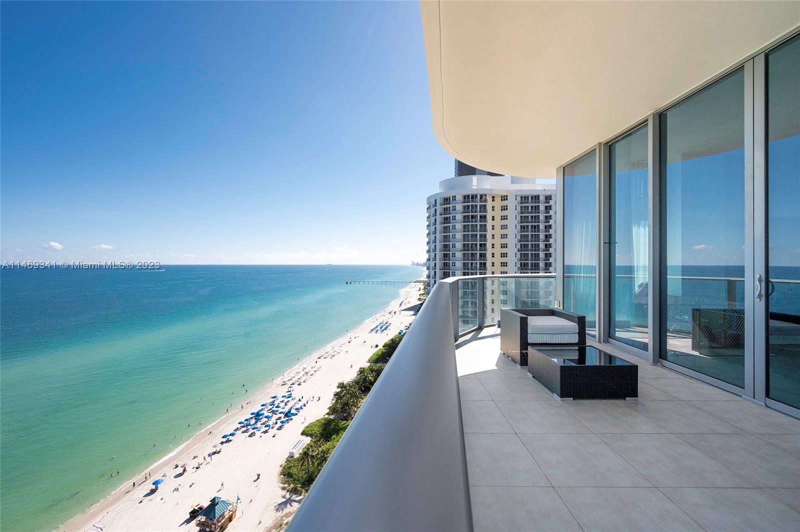 CHATEAU BEACH CONDO - Land