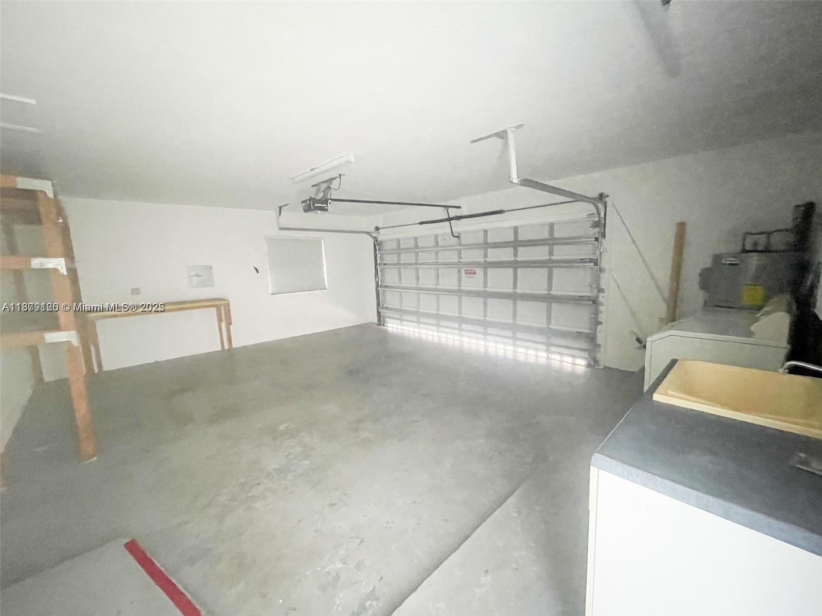 PINEWOOD ESTATES SECOND A - Residential Lease