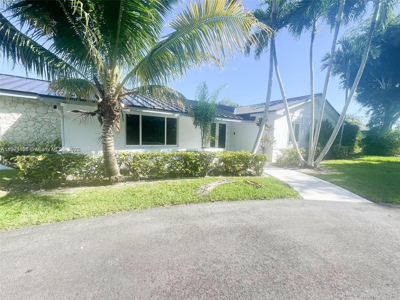 PINEWOOD ESTATES SECOND A - Residential Lease