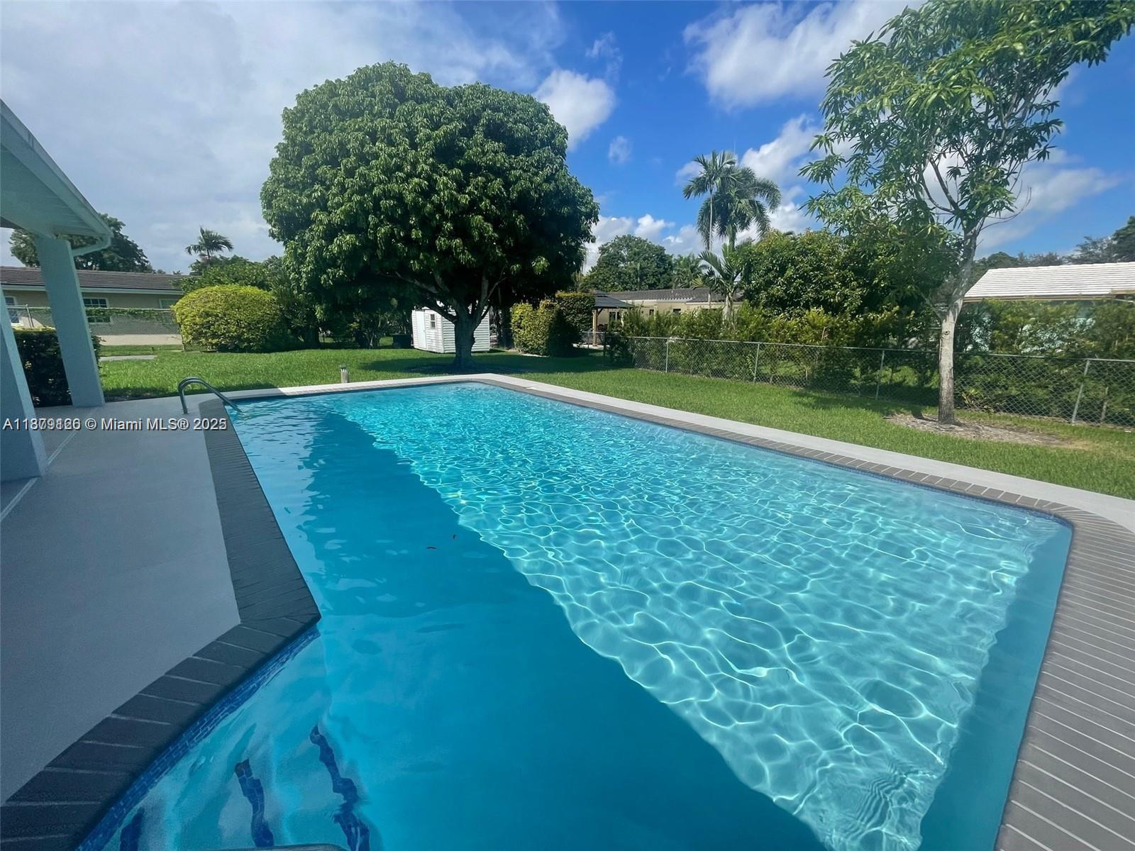 PINEWOOD ESTATES SECOND A - Residential Lease