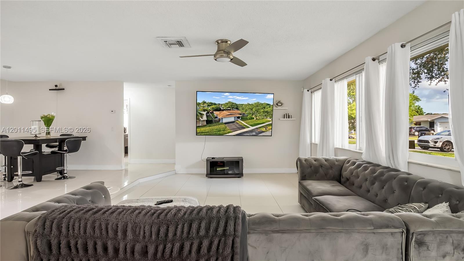 PASADENA LAKES SOUTH - Residential