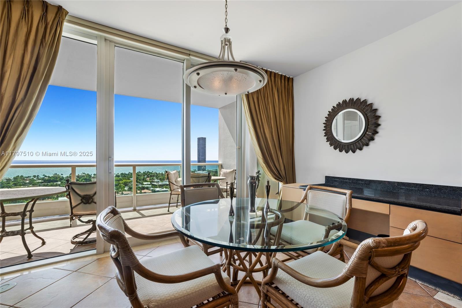 TOWERS OF PORTO VITA-SOUT - Residential