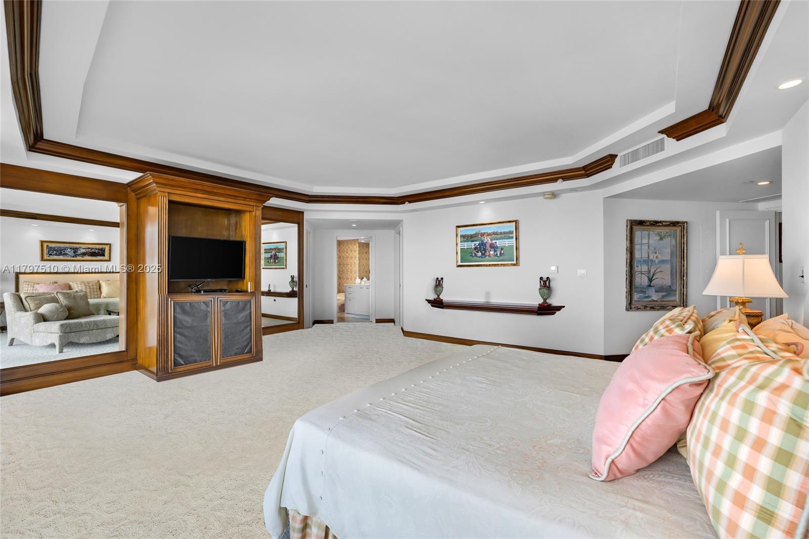 TOWERS OF PORTO VITA-SOUT - Residential