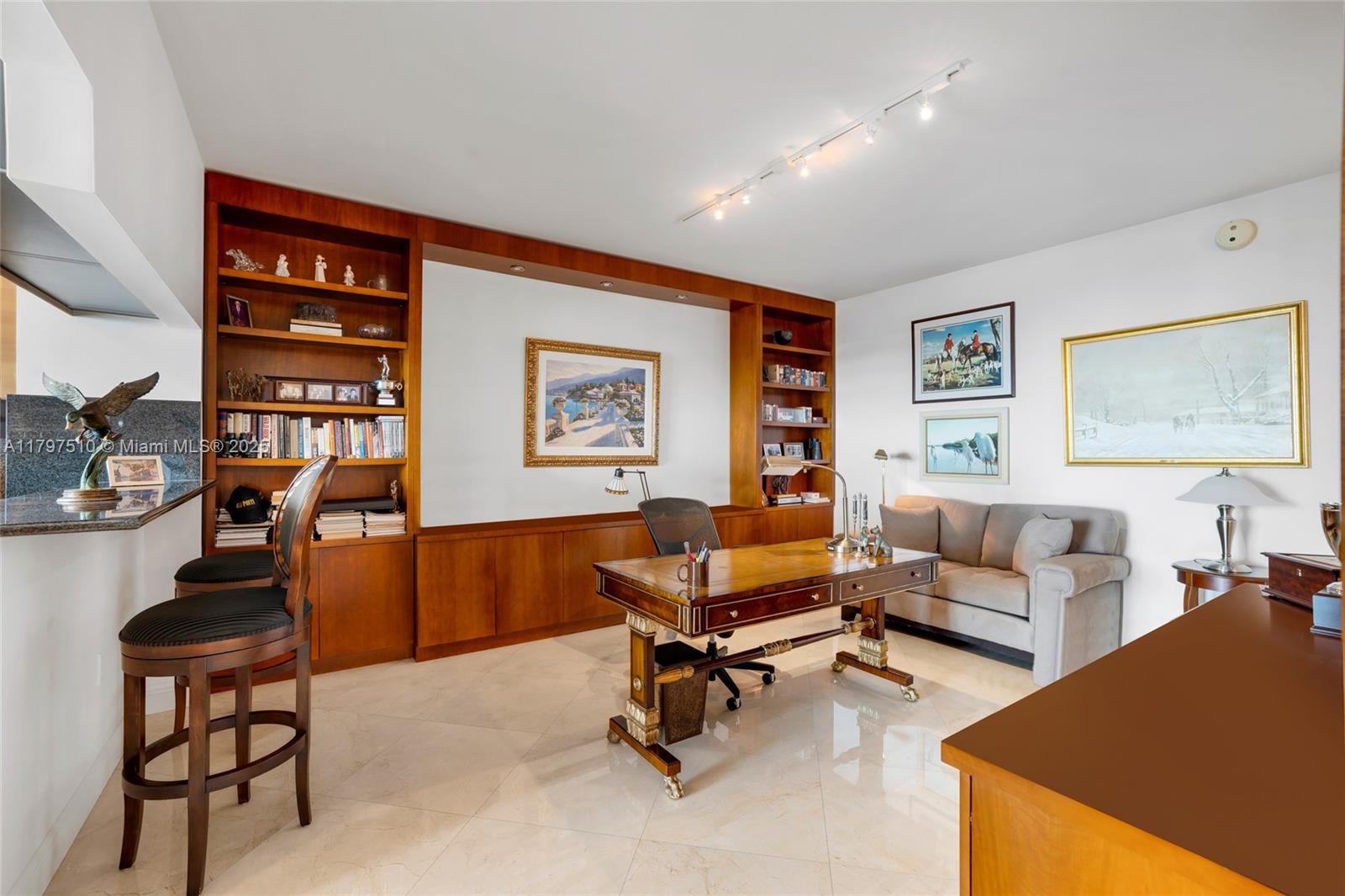 TOWERS OF PORTO VITA-SOUT - Residential