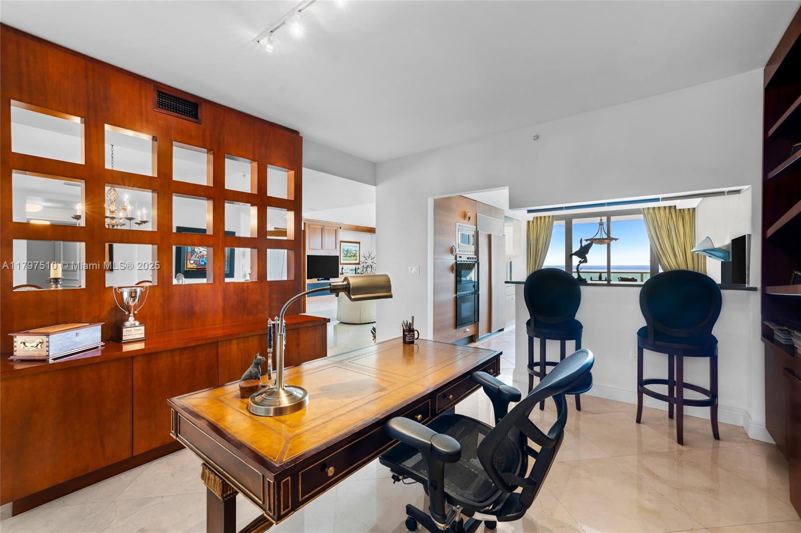 TOWERS OF PORTO VITA-SOUT - Residential