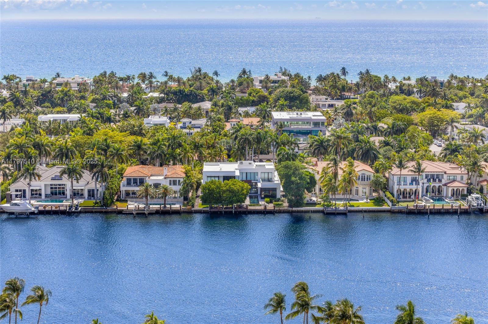 TOWERS OF PORTO VITA-SOUT - Residential