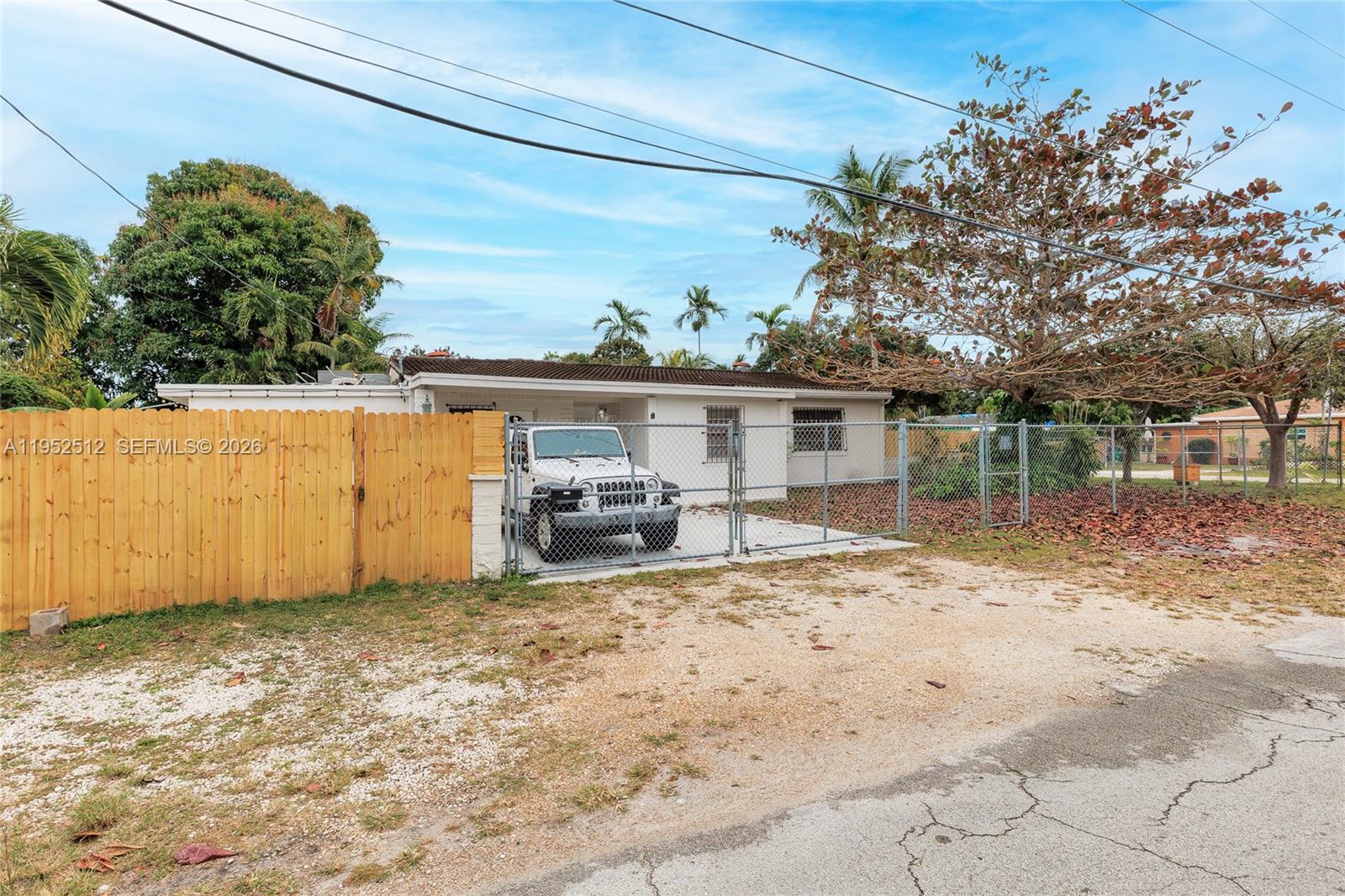 BISCAYNE GARDENS SEC F PT - Residential