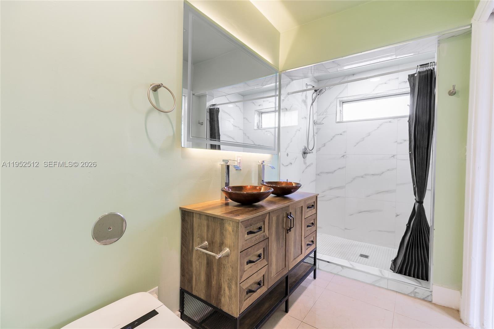 BISCAYNE GARDENS SEC F PT - Residential