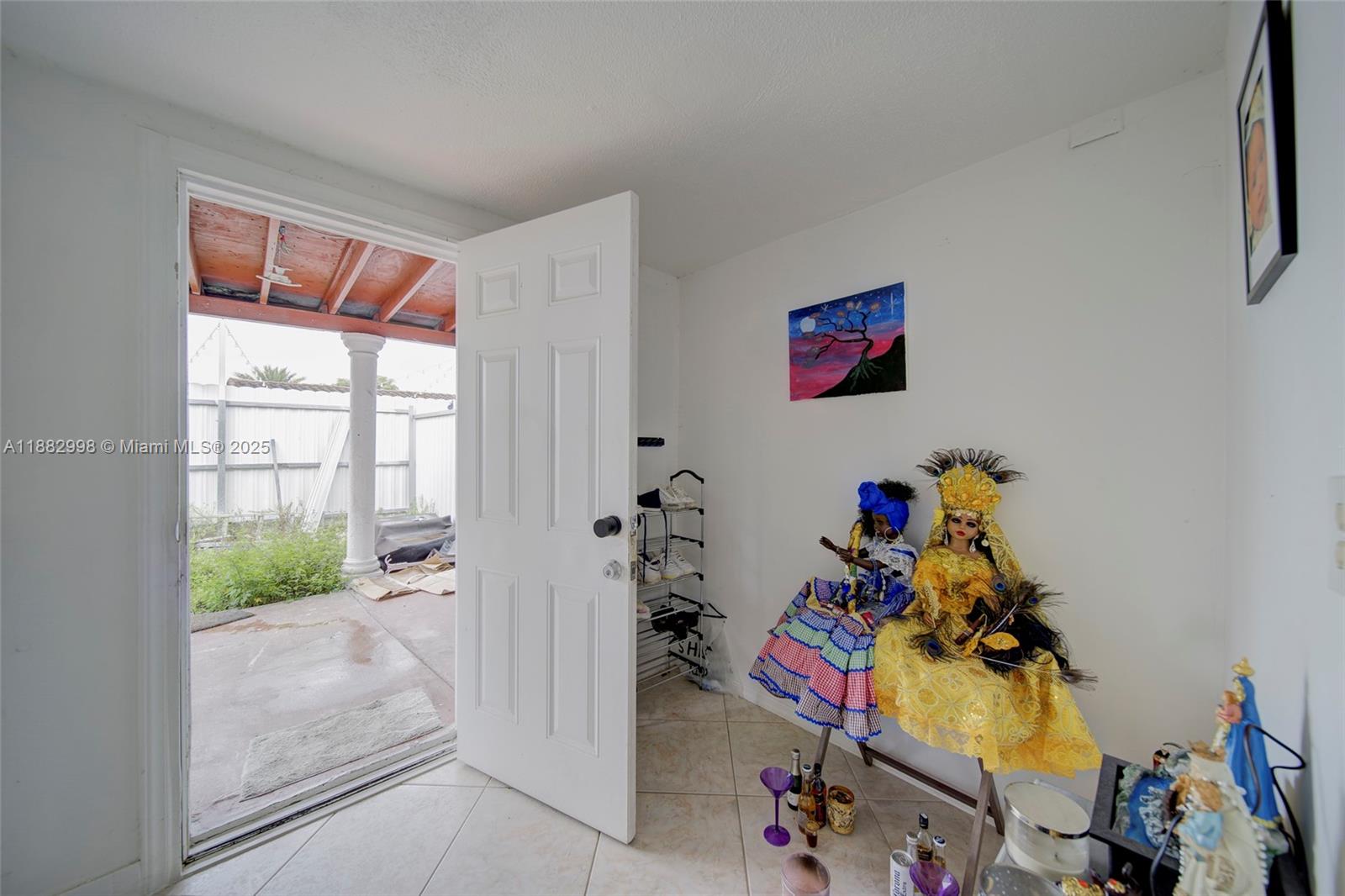 MIAMI GARDENS MANOR SEC 3 - Residential