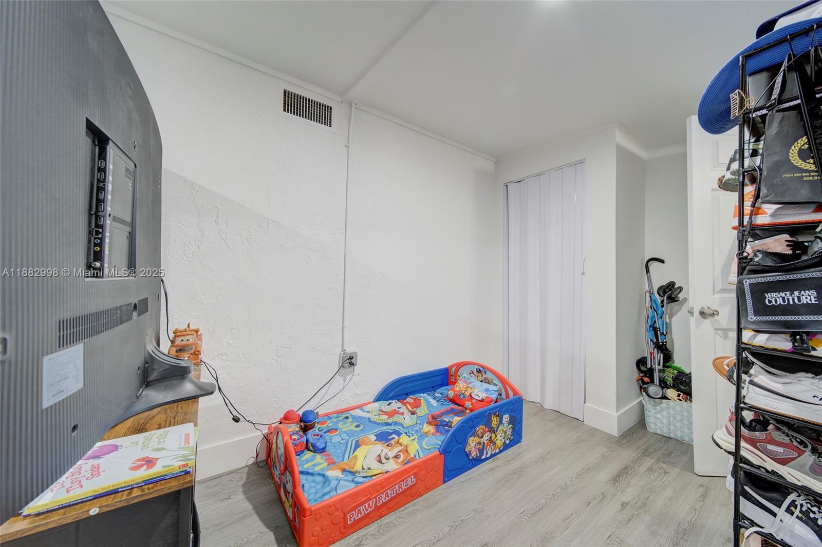 MIAMI GARDENS MANOR SEC 3 - Residential