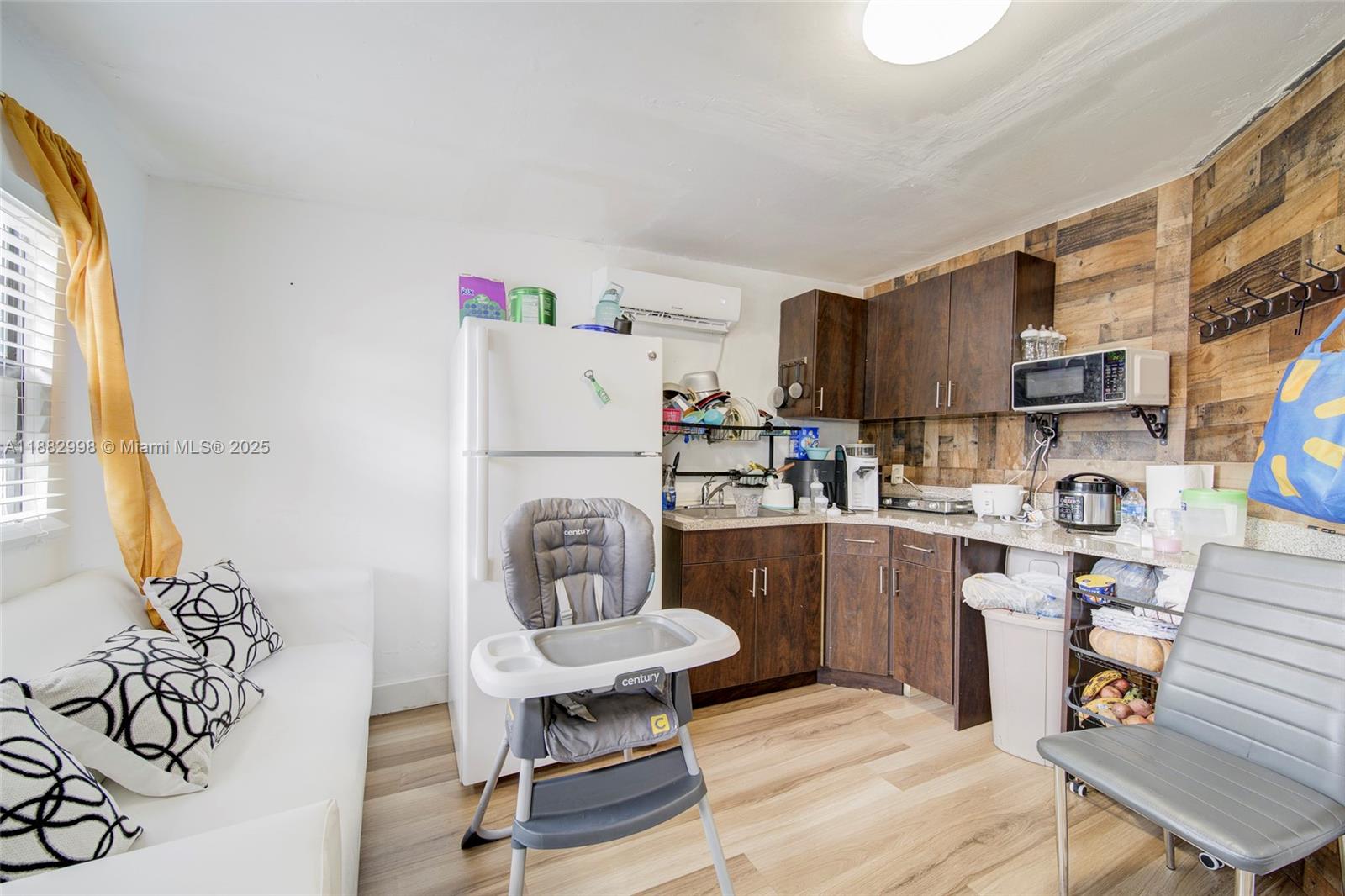 MIAMI GARDENS MANOR SEC 3 - Residential