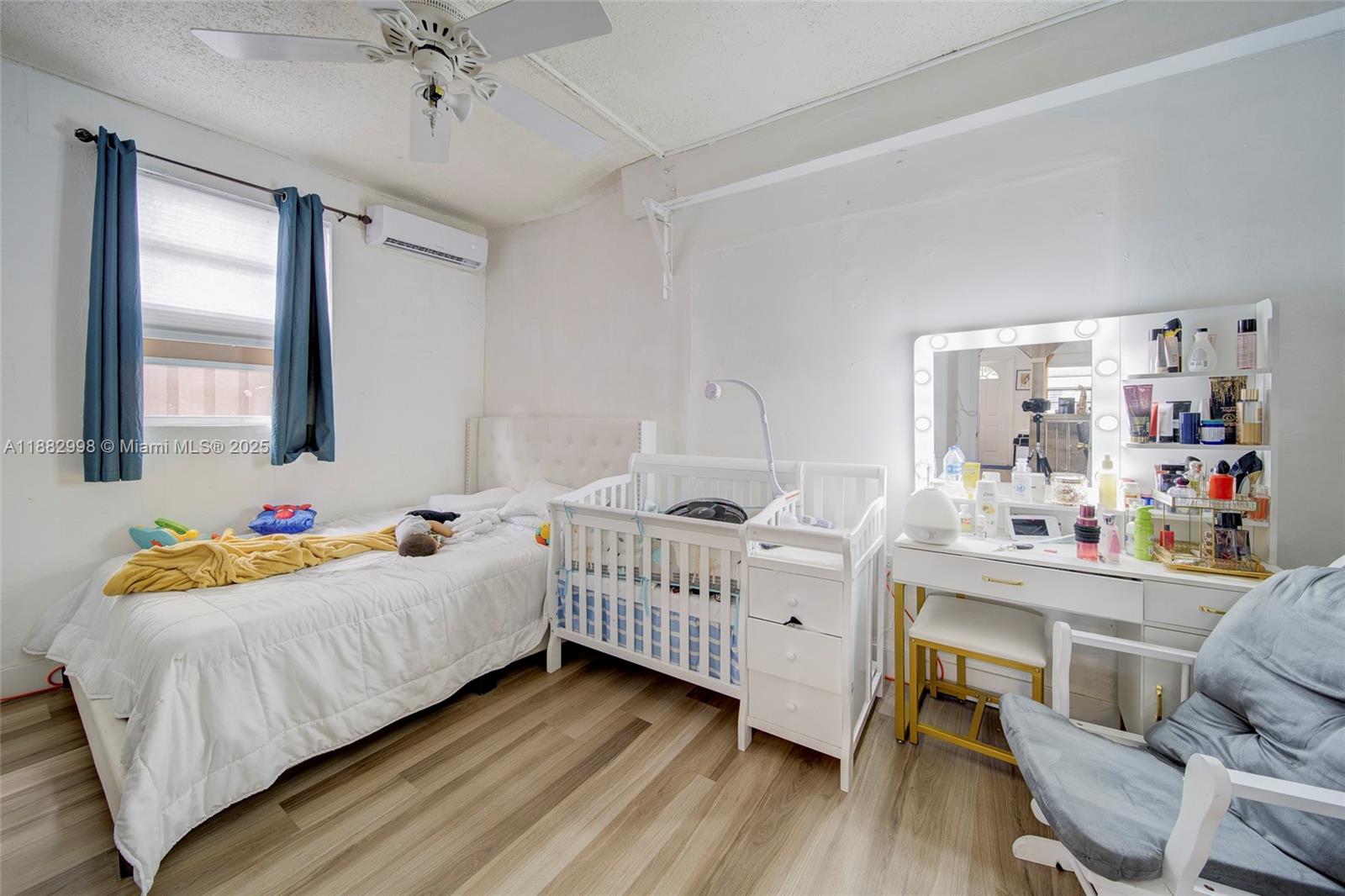 MIAMI GARDENS MANOR SEC 3 - Residential