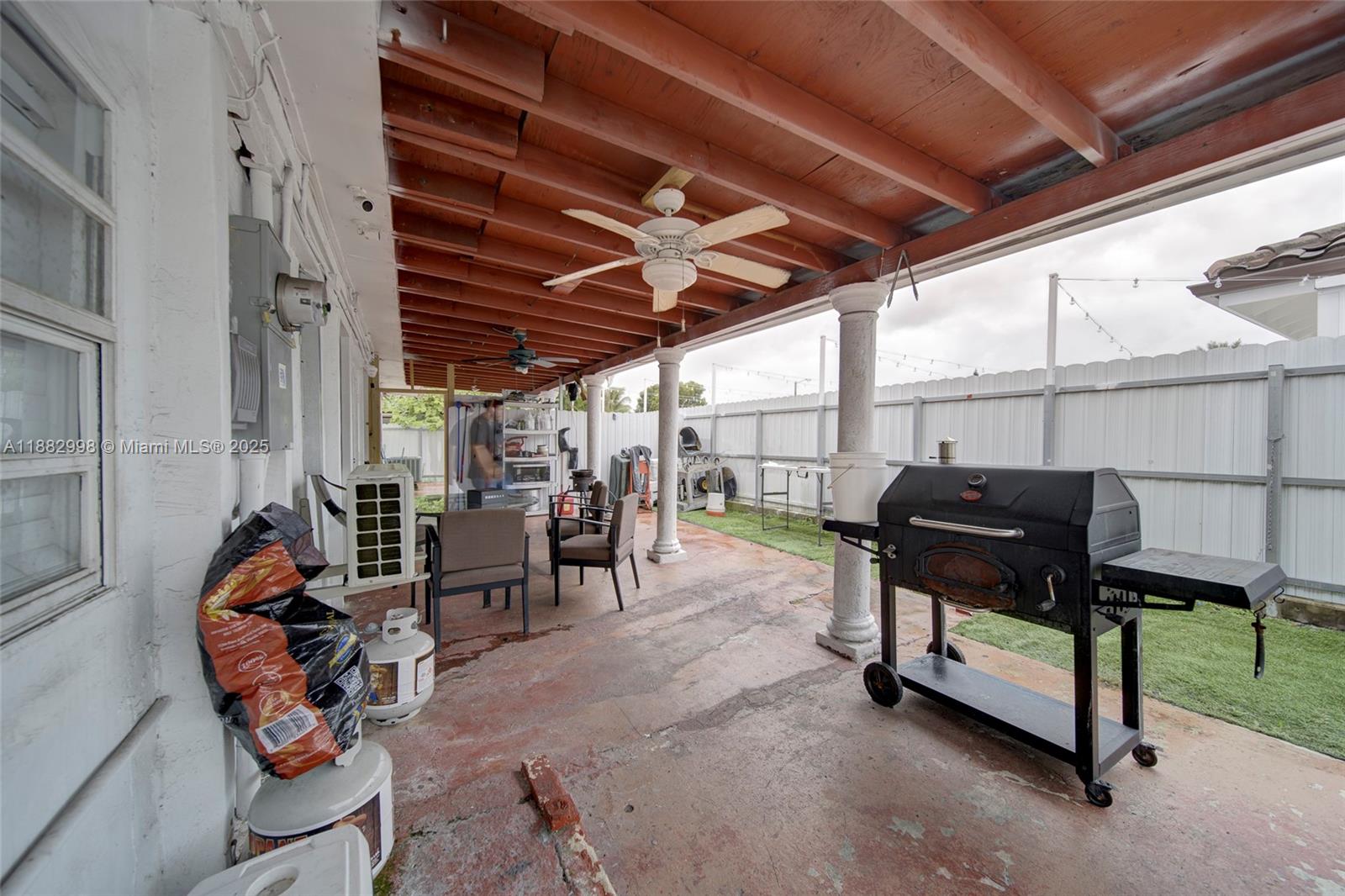 MIAMI GARDENS MANOR SEC 3 - Residential