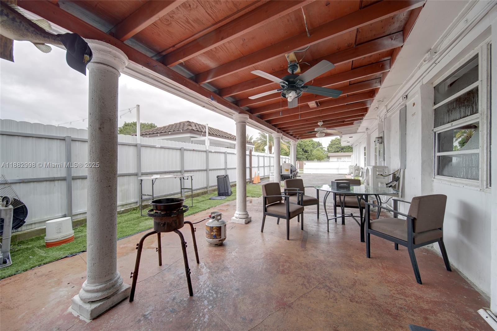 MIAMI GARDENS MANOR SEC 3 - Residential