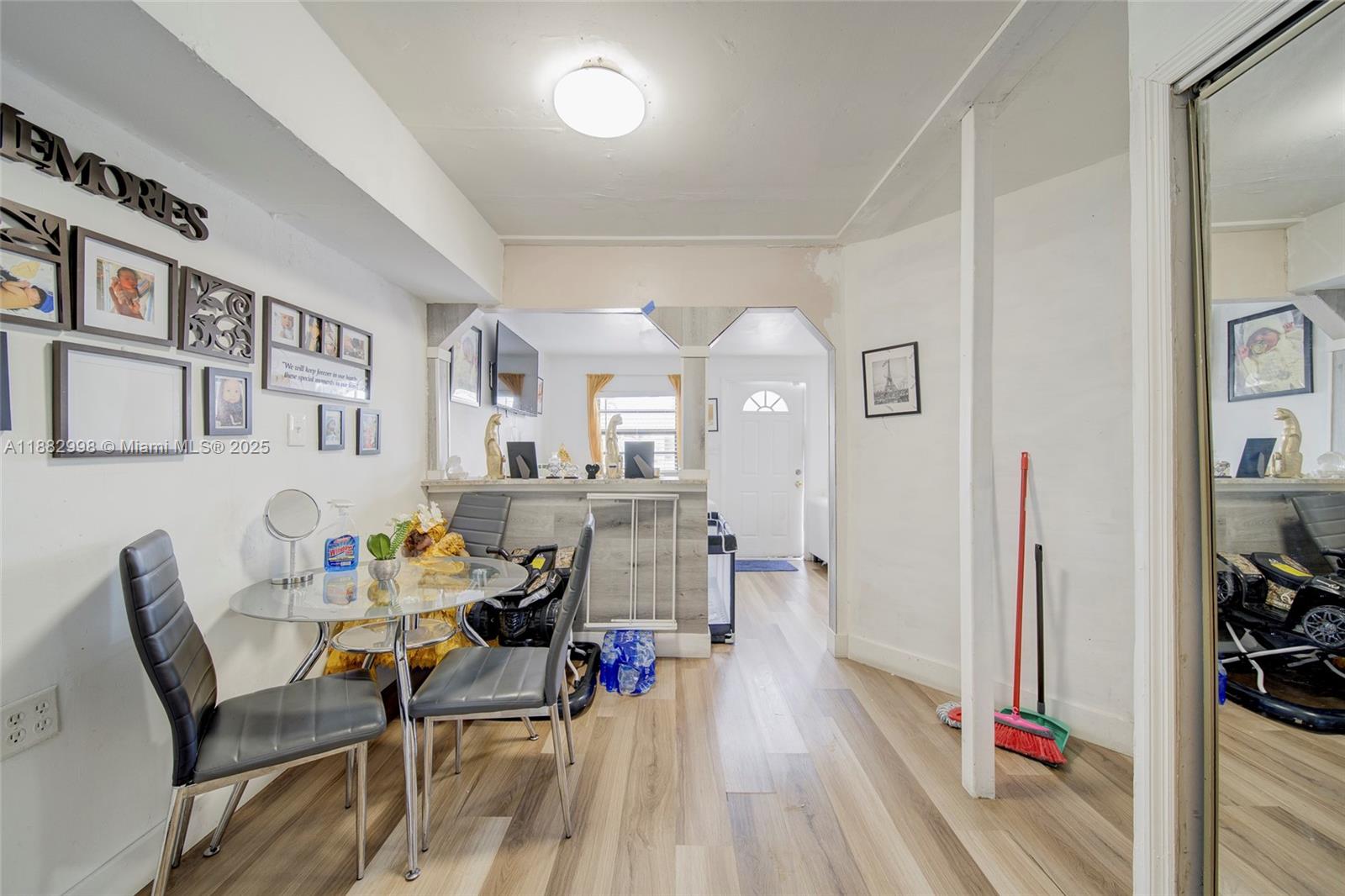 MIAMI GARDENS MANOR SEC 3 - Residential