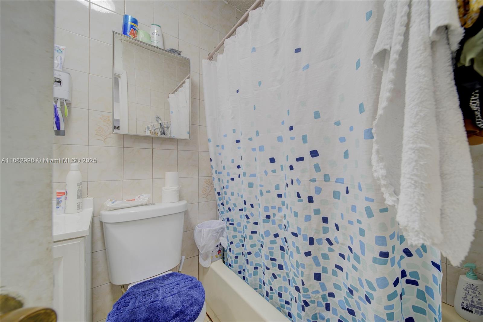 MIAMI GARDENS MANOR SEC 3 - Residential