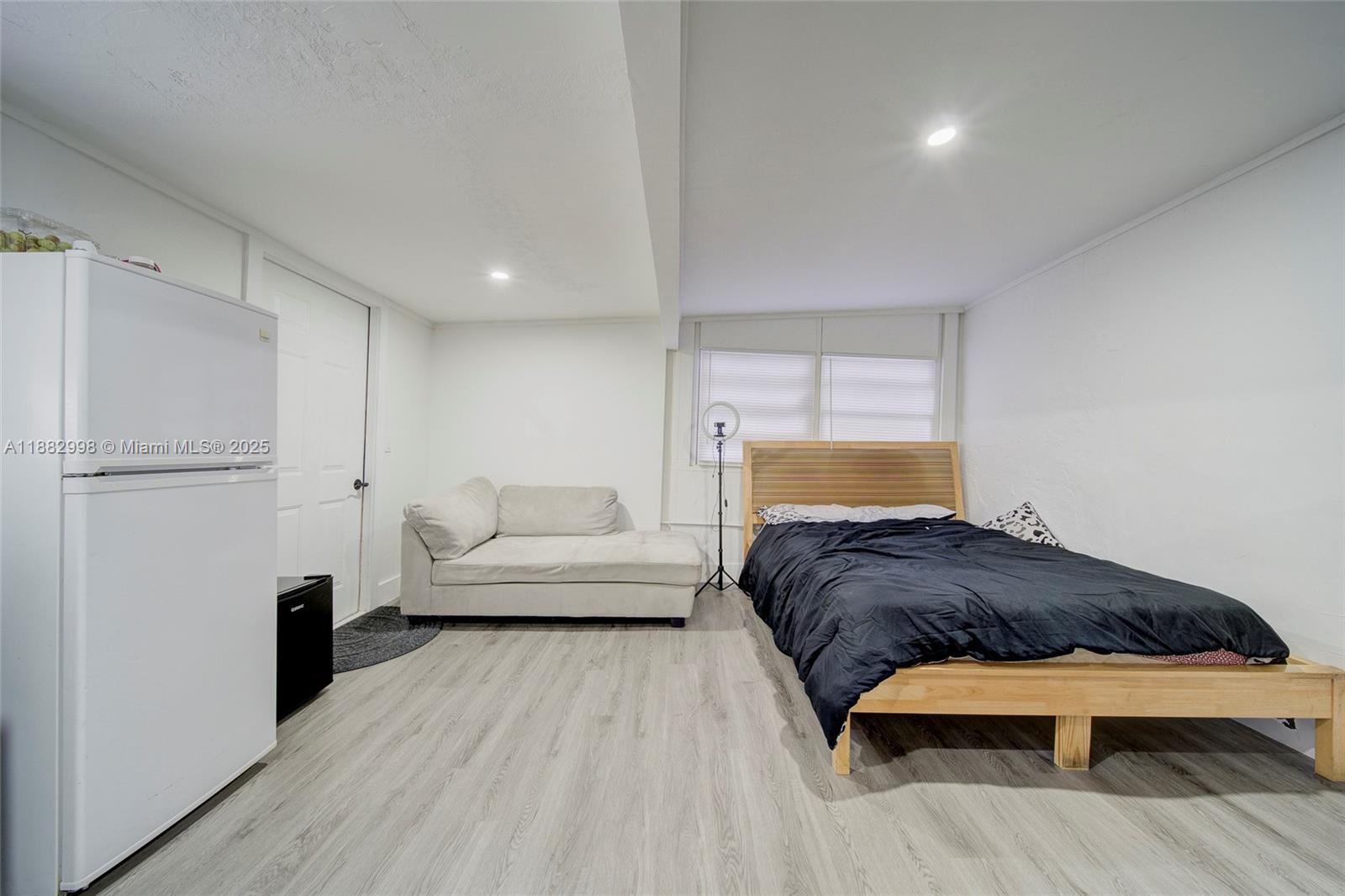 MIAMI GARDENS MANOR SEC 3 - Residential