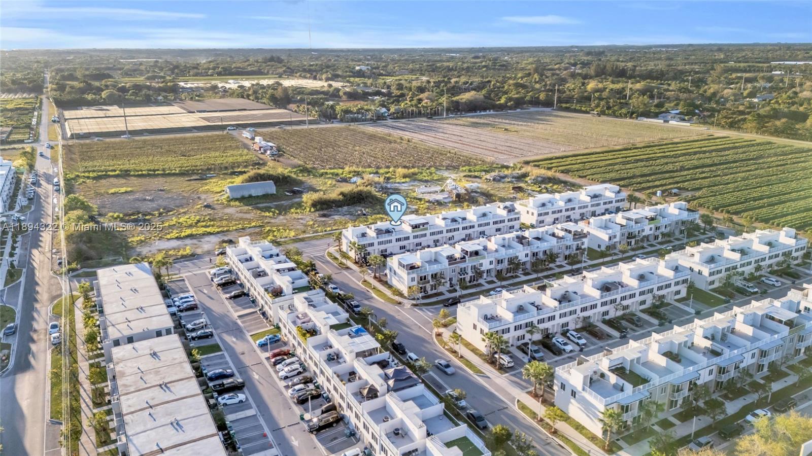PARADISE ONE - Residential
