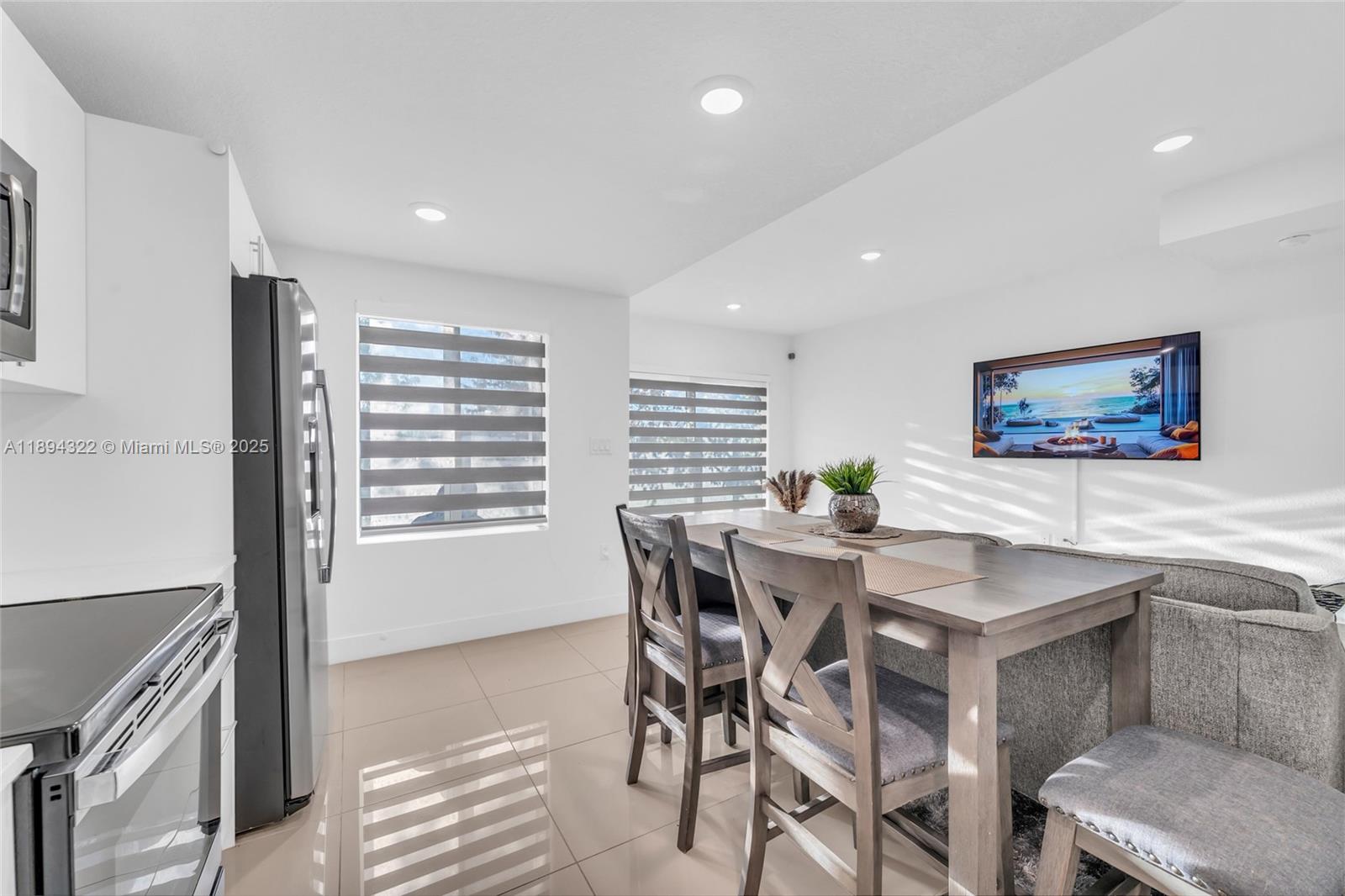 PARADISE ONE - Residential