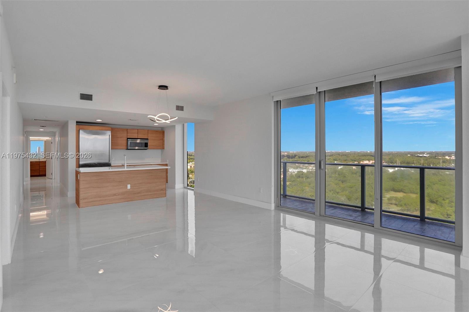 16385 SE Biscayne Blvd 1815