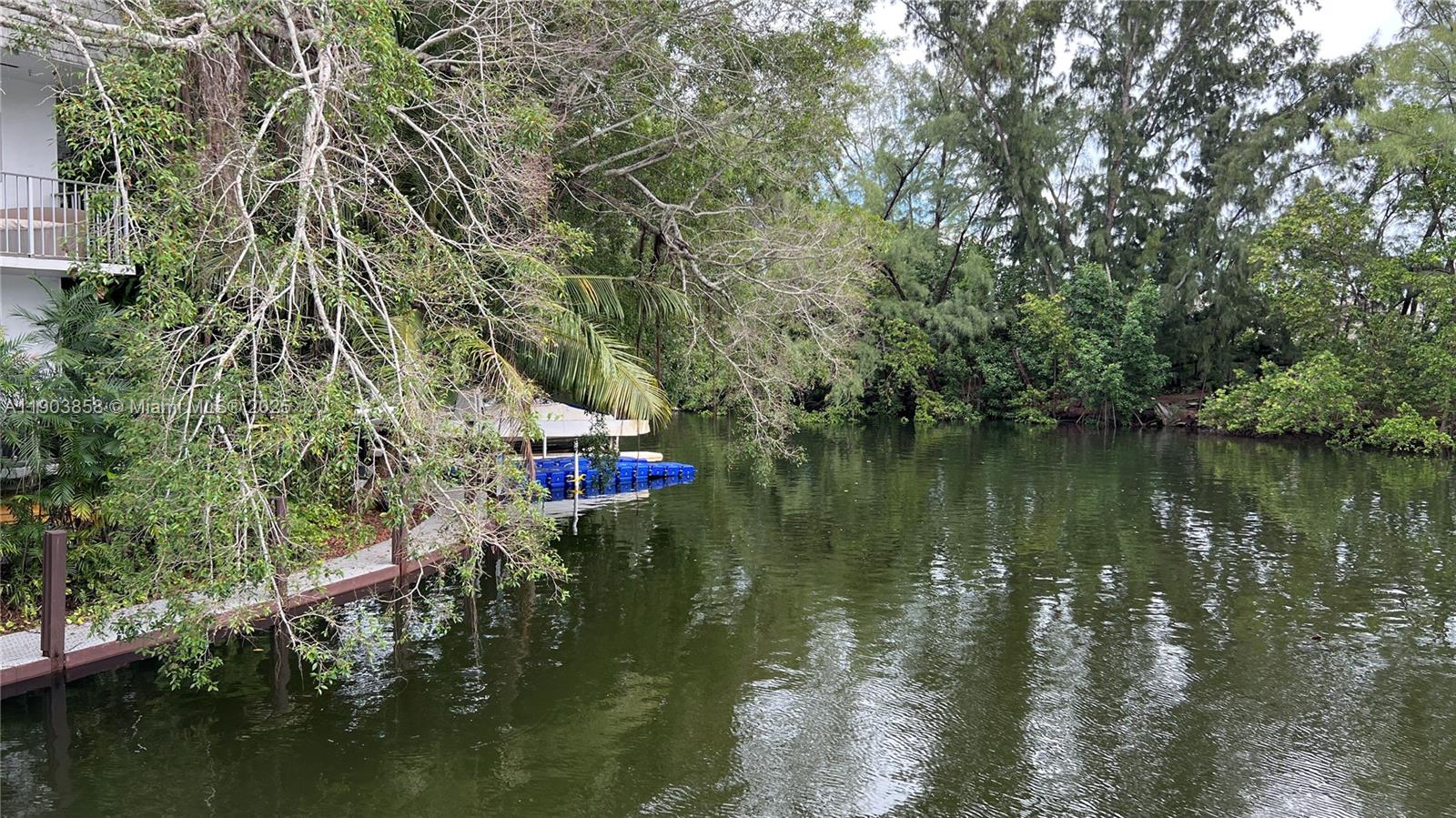 HIDDEN WATERS CONDO - Residential Lease