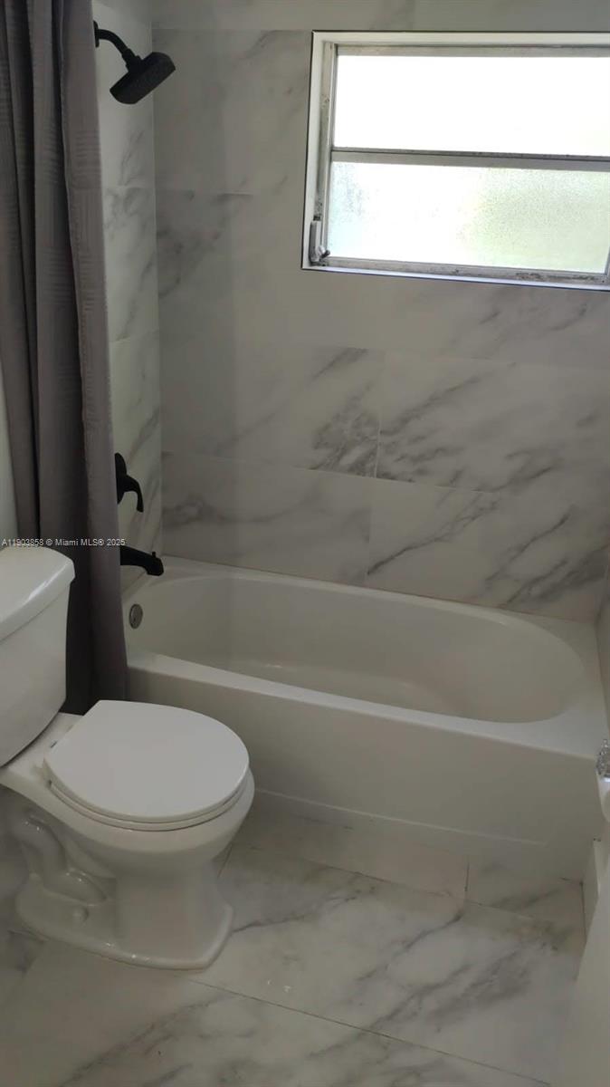 HIDDEN WATERS CONDO - Residential Lease