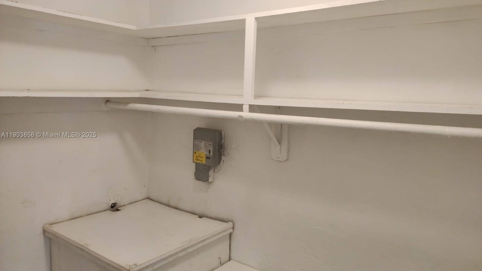 HIDDEN WATERS CONDO - Residential Lease