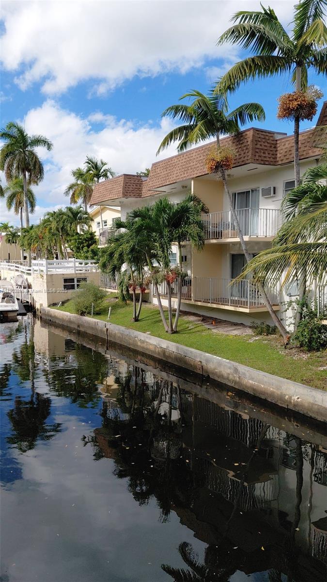 HIDDEN WATERS CONDO - Residential Lease