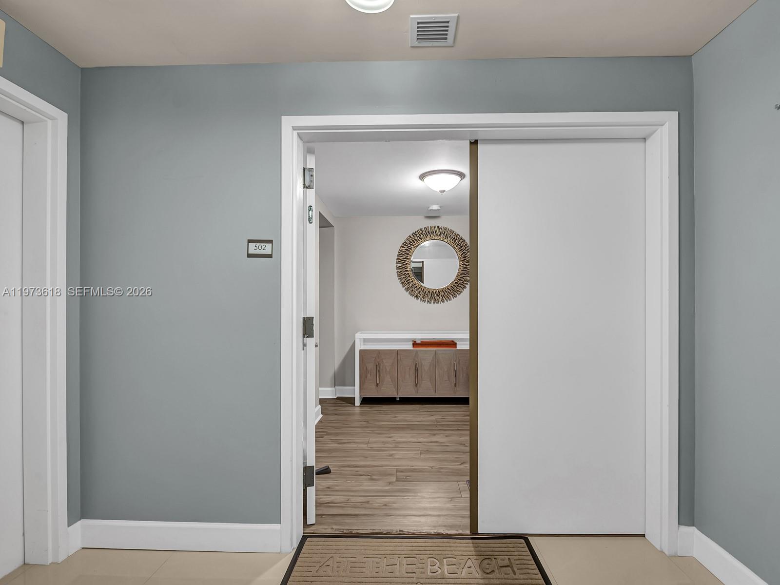 LUNA OCEAN RESIDENCES CON - Residential Lease